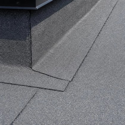 Bitumen of EPDM voor uw platte dak? De eerlijke vergelijking